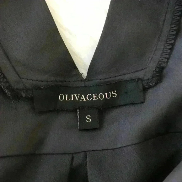Olivaceous Women’s Charcoal Gray Satin Blouse Size S Lightweight‎ Casual Office - Picture 5 of 8